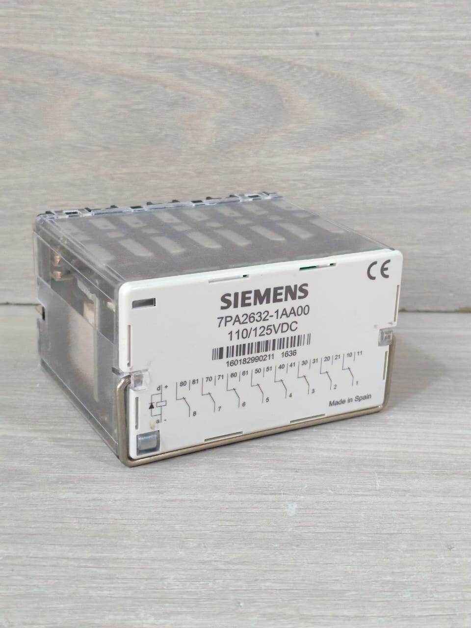 Siemens 7PA2632-1AA00 SIEMENS 7PA2632-1AA00 POWER RELAY 110/125VDC 3