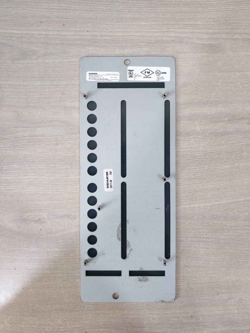 Siemens S54400-C44-A2 Siemens FCM2022-U3 Fire Alarm Option Module P/n: S54400-C44-A2 4