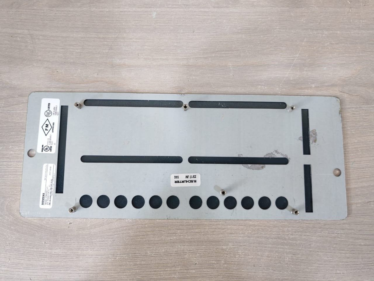 Siemens S54400-C44-A2 Siemens FCM2022-U3 Fire Alarm Option Module P/n: S54400-C44-A2 5