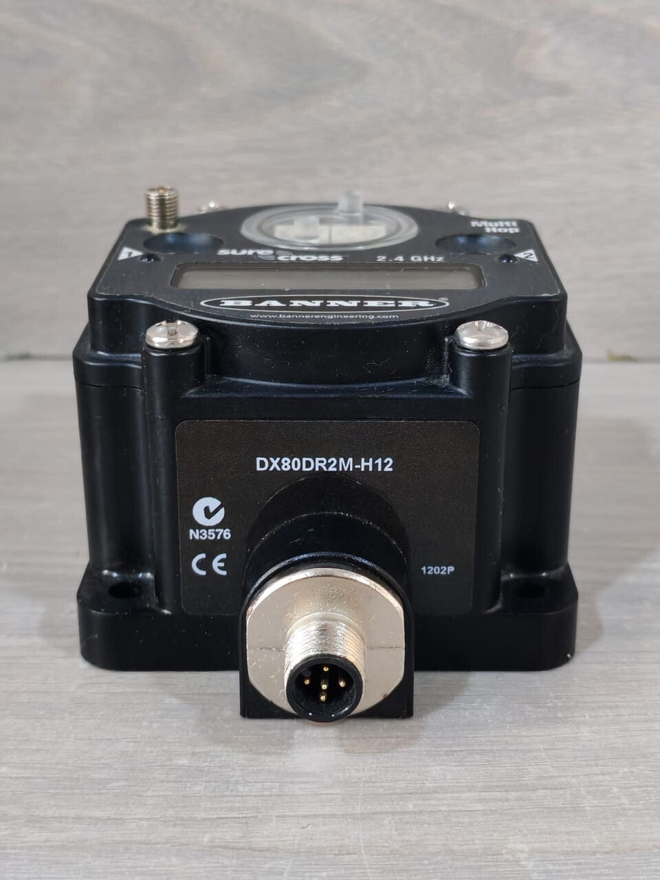 Banner DX80DR2M-H12 BANNER DX80DR2M-H12 SURE CROSS MULTIHOP DATA RADIOS 2.4GHz 7