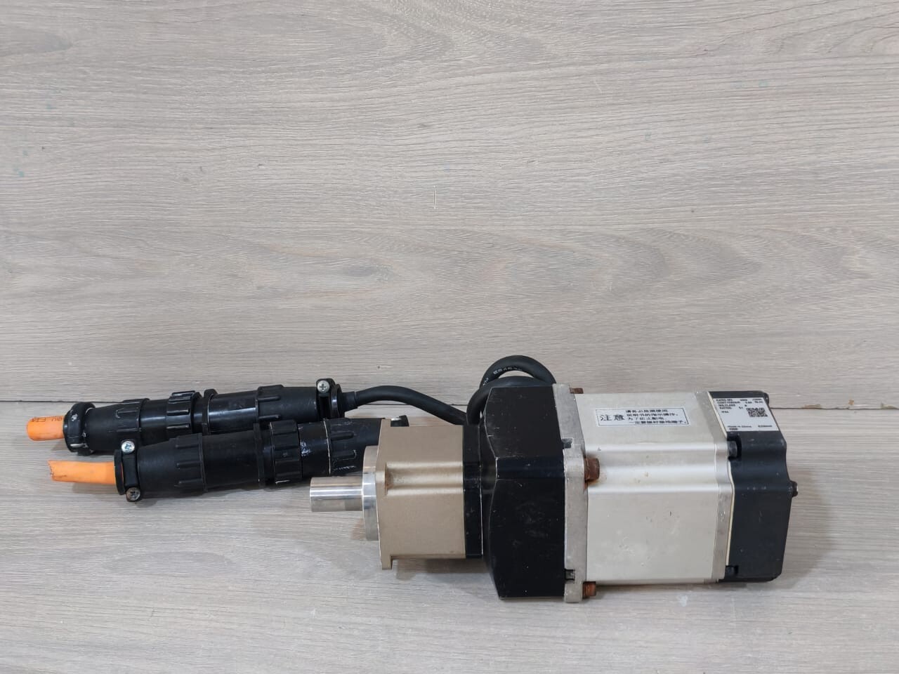 Rexroth MSM031B-0300-NN-M0-CH0 REXROTH MSM031B-0300-NN-M0-CH0 V 1.6 SERVO MOTOR W/ APEX DYNAMICS AB/F 042-S2-P2 7
