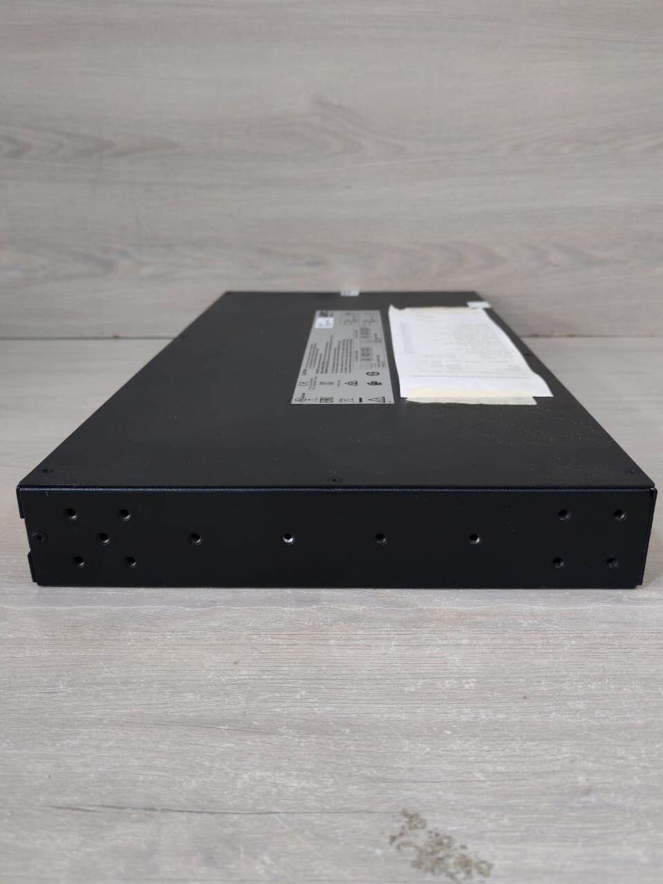 Schneider Electric AP4423 APC by Schneider Electric AP4423 Automatic Transfer Switch 230V 16A 7