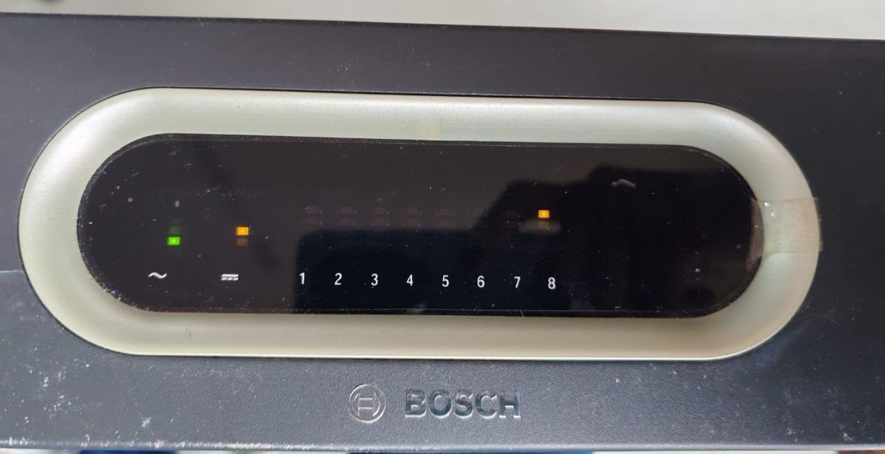 BOSCH PRS-8B060-EU / F01U294089 HW:07/10 AMPLIFIER 700W- W/O ANY ACCESSORIES