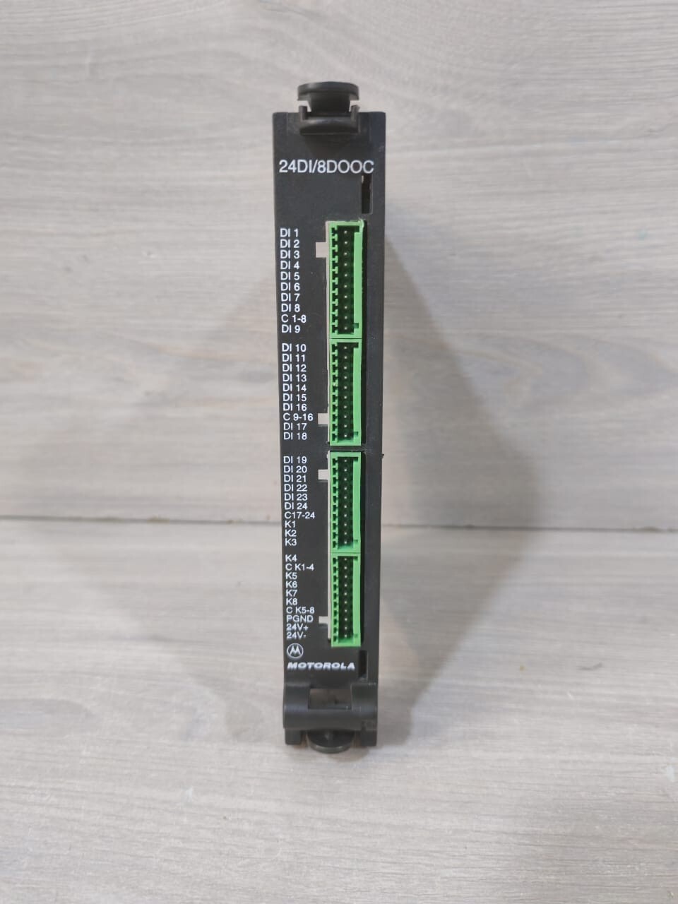MOTOROLA FCN6102A_A8 24DI/8D00C ISSUE-P1