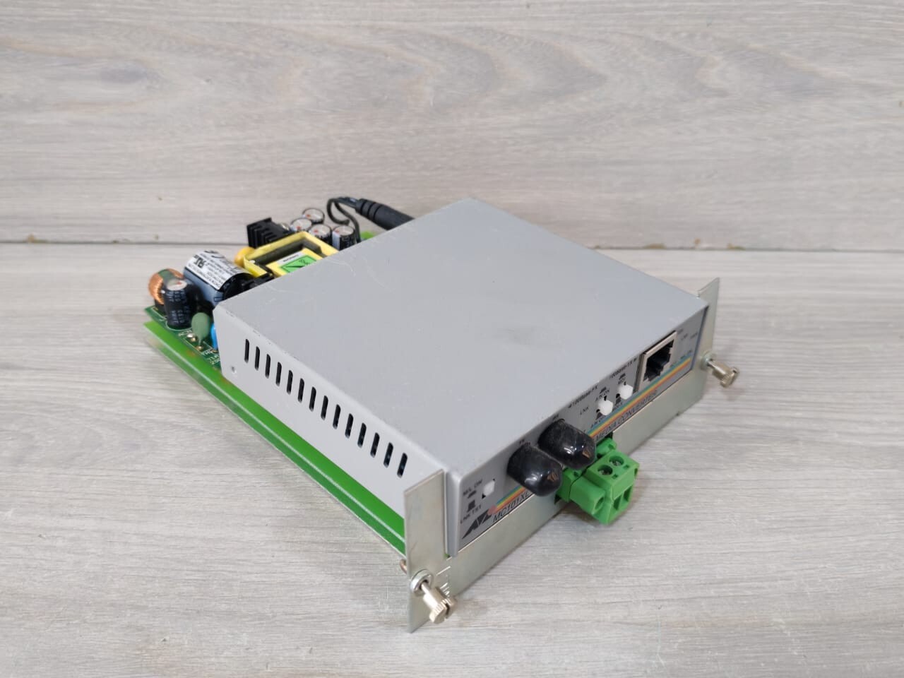 Allied Telesis MC101XL Allied Telesis MC101XL Fast Ethernet Media Converter 8