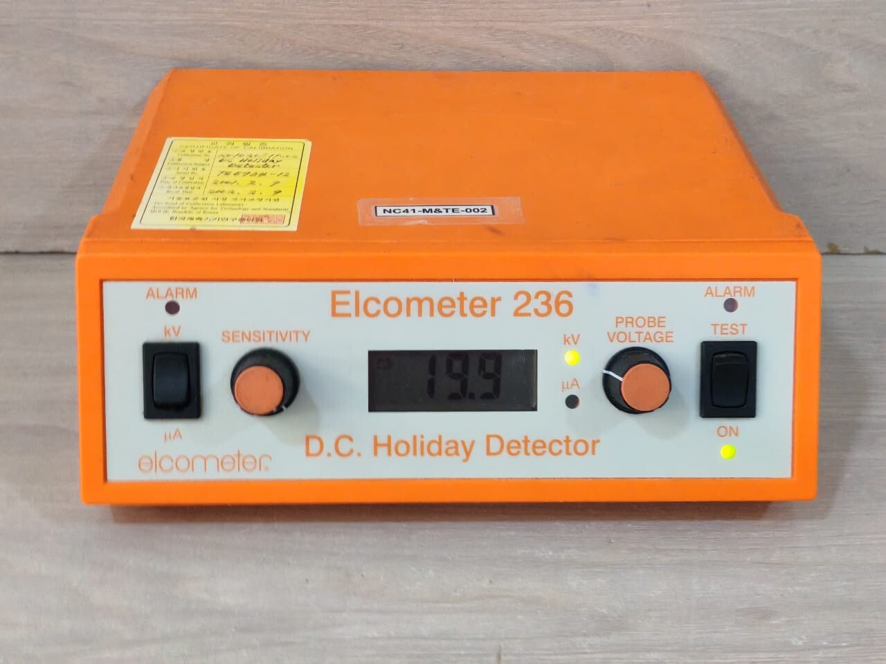 Elcometer D.C ELCOMETER 236 D.C HOLIDAY DETECTOR 30 KV - & W/O ACCS 4