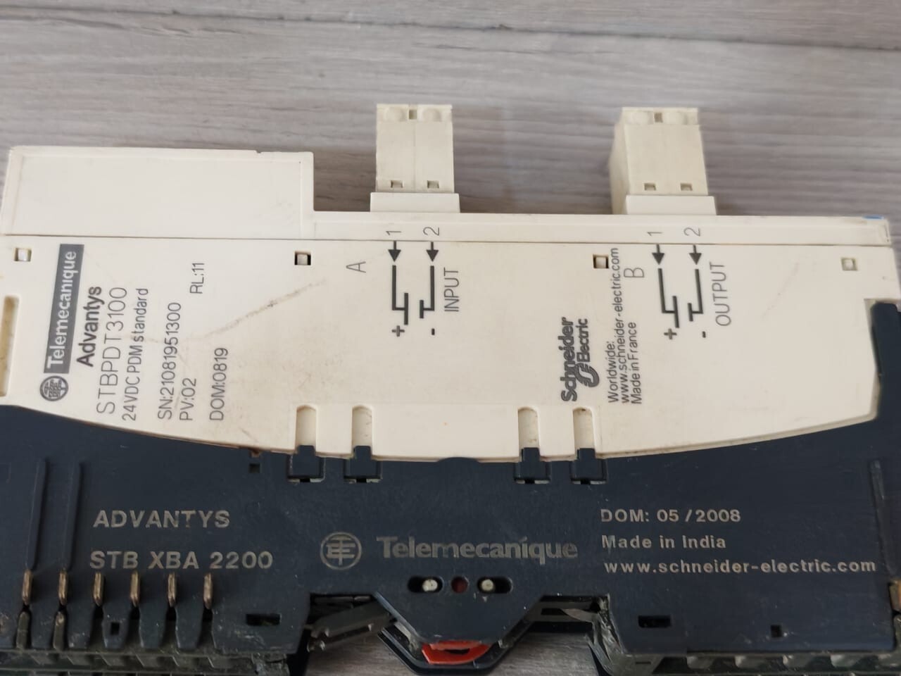 Schneider Electric XBA-2200 TELEMECANIQUE ADVANTYS STBPDT3100 WITH ADVANTYS STB XBA 2200 BASE PV.02 RL.11 6