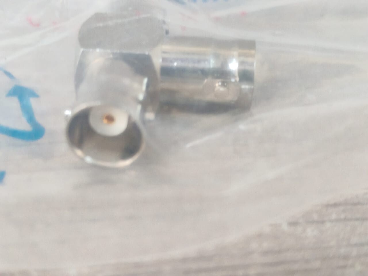 AMPHENOL CONNEX 112455 AMPHENOL CONNEX 112455 BNC "T "ADAPTOR JACK 7