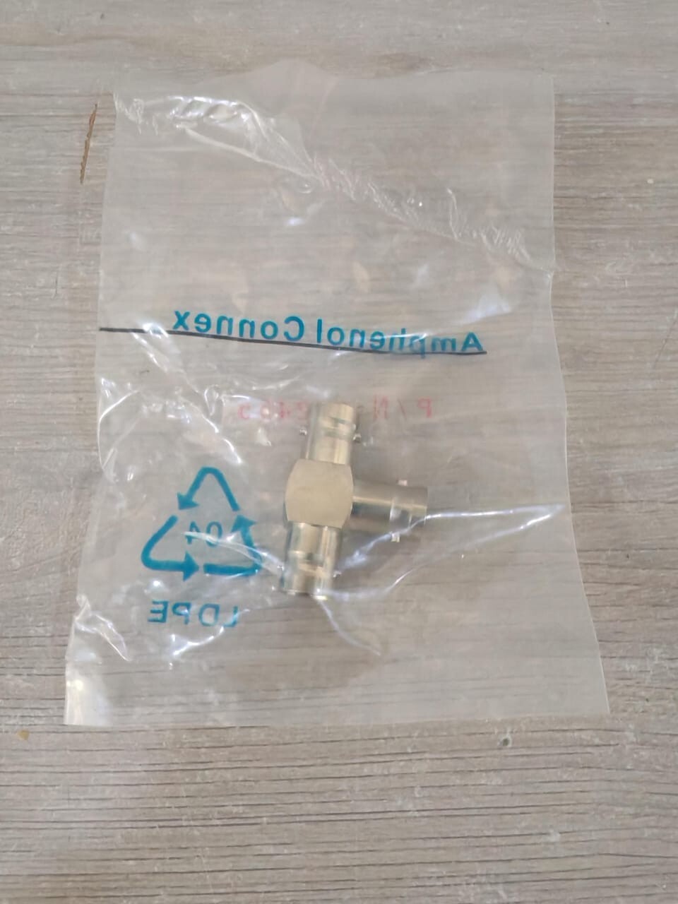 AMPHENOL CONNEX 112455 AMPHENOL CONNEX 112455 BNC "T "ADAPTOR JACK 8