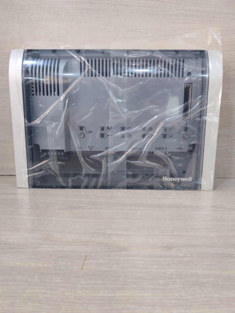 HONEYWELL XL1000C50 Excel Web BACnet Controller