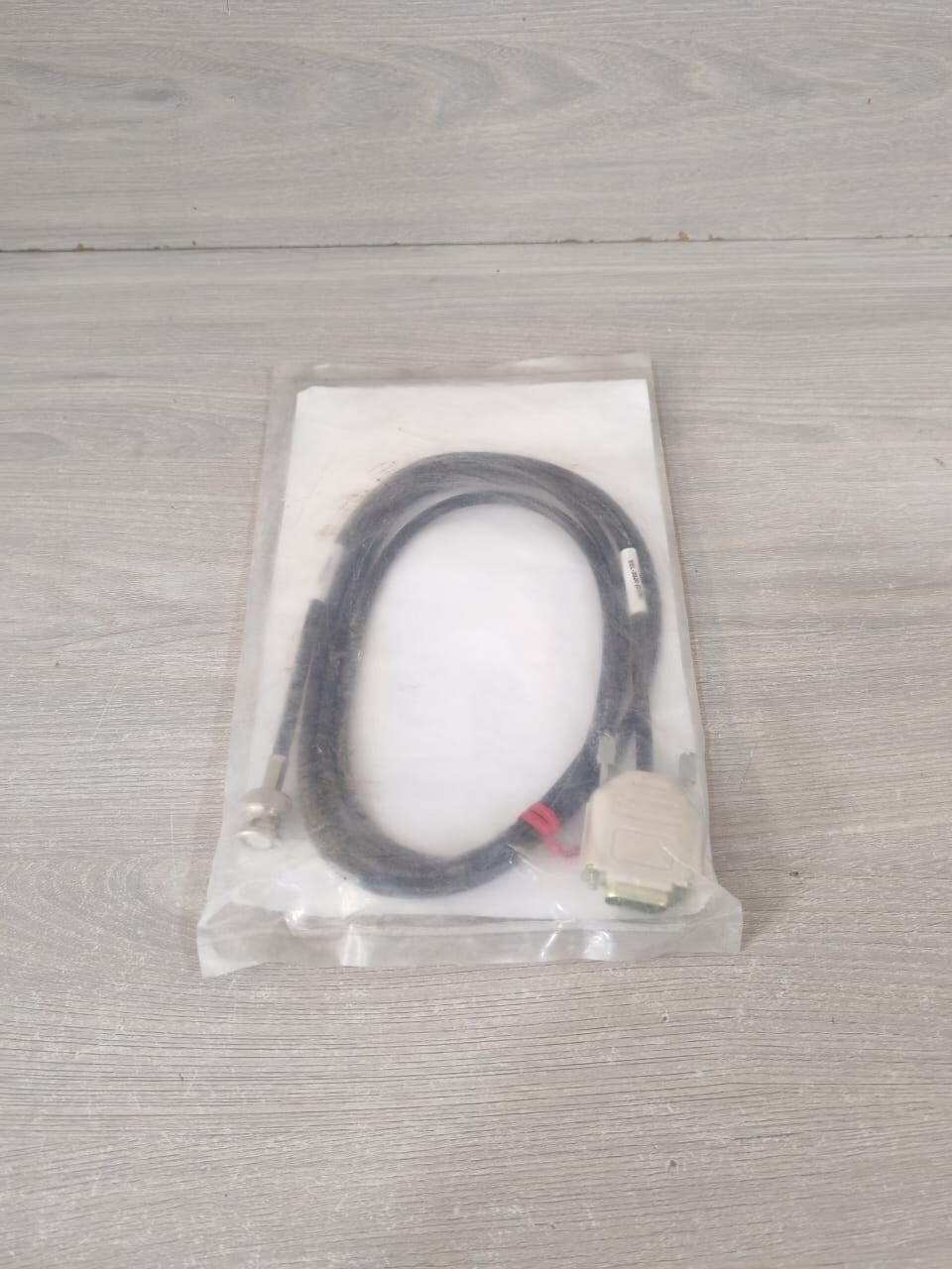 SCHWEITZER ENGINEERING LABORATORIES C256 SCHWEITZER ENGINEERING LABORATORIES CABLE C256 BNC 9-PIN MALE CONNECTOR 5FEET 2