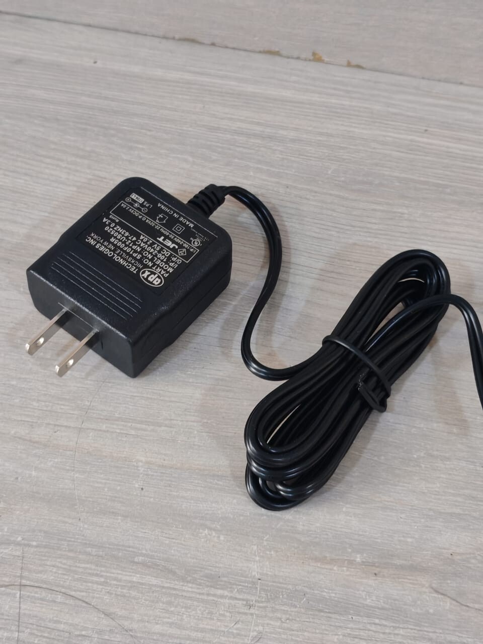 SEL SCHWITZER ENGINEERING LABORATORIES C642 SEL SCHWITZER ENGINEERING LABORATORIES C642 Computer Terminal with power adapter 6