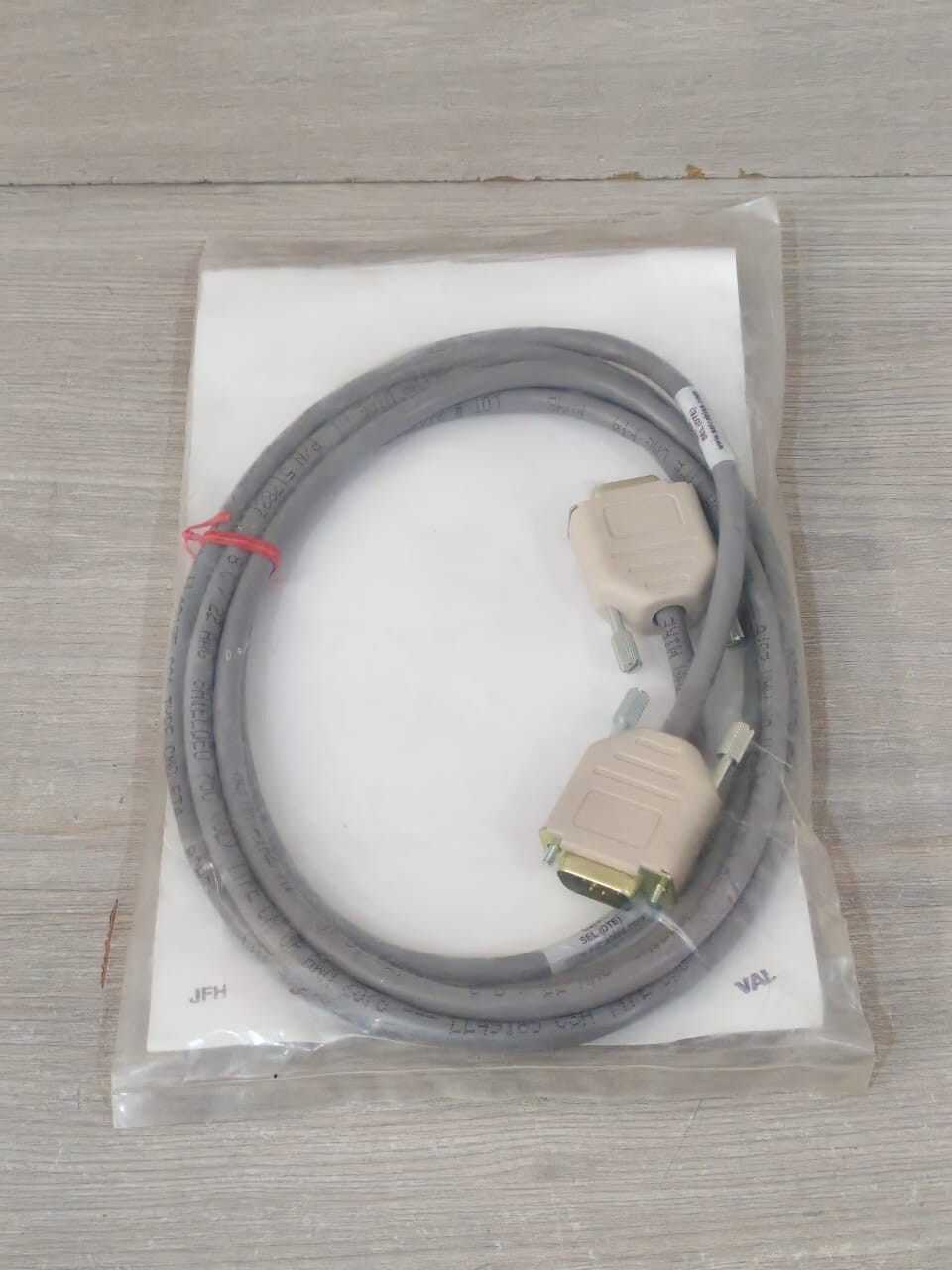 SCHWEITZER ENGINEERING LABORATORIES C256, C272A SEL SCHWEITZER ENGINEERING LABORATORIES C272A 9-PIN MALE CONNECTOR 8 FEET 5