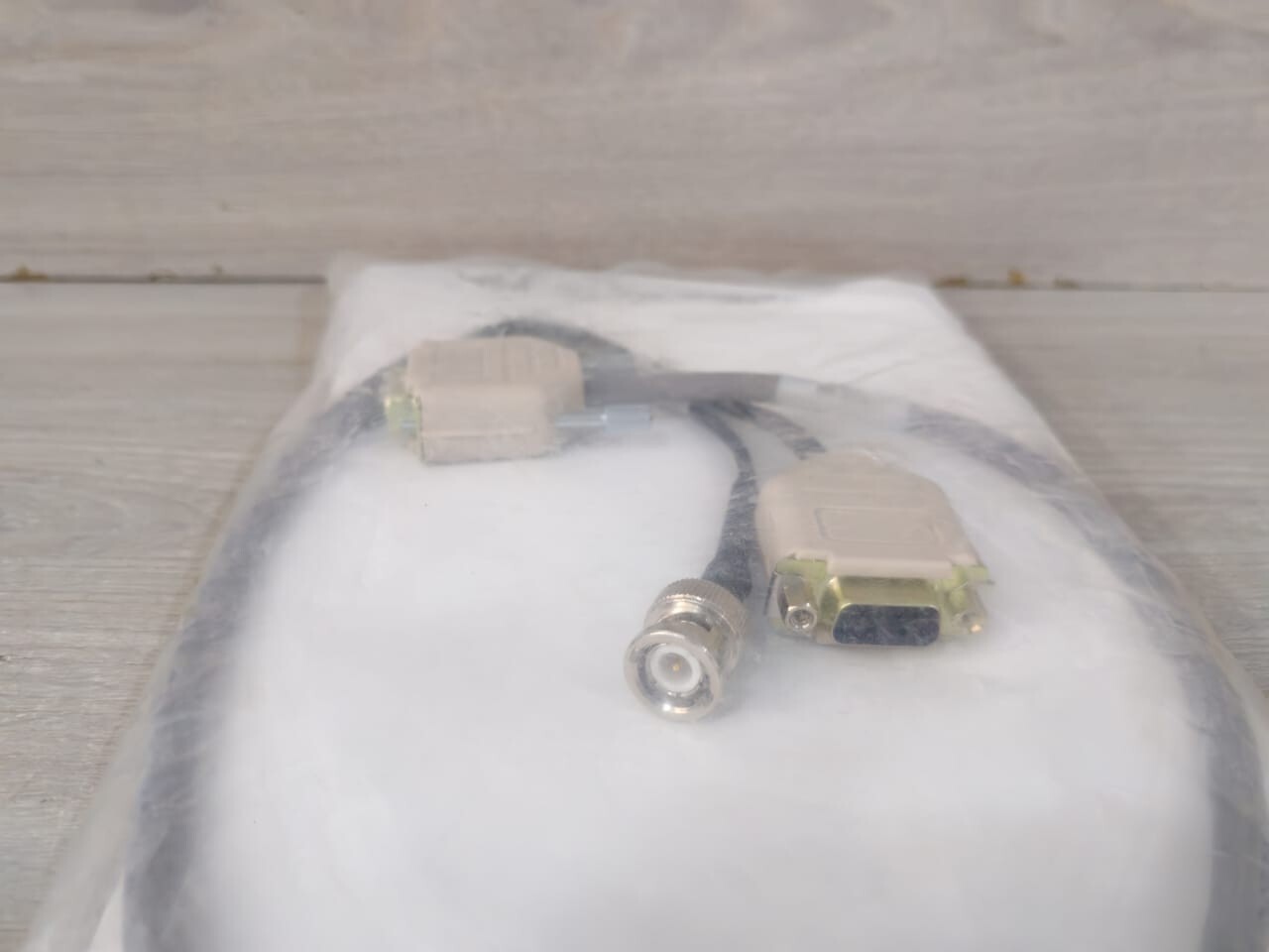 SCHWEITZER ENGINEERING LABORATORIES C292A SEL SCHWEITZER ENGINEERING LABORATORIES C292A 9-PIN MALE CONNECTOR 2 FEET 7