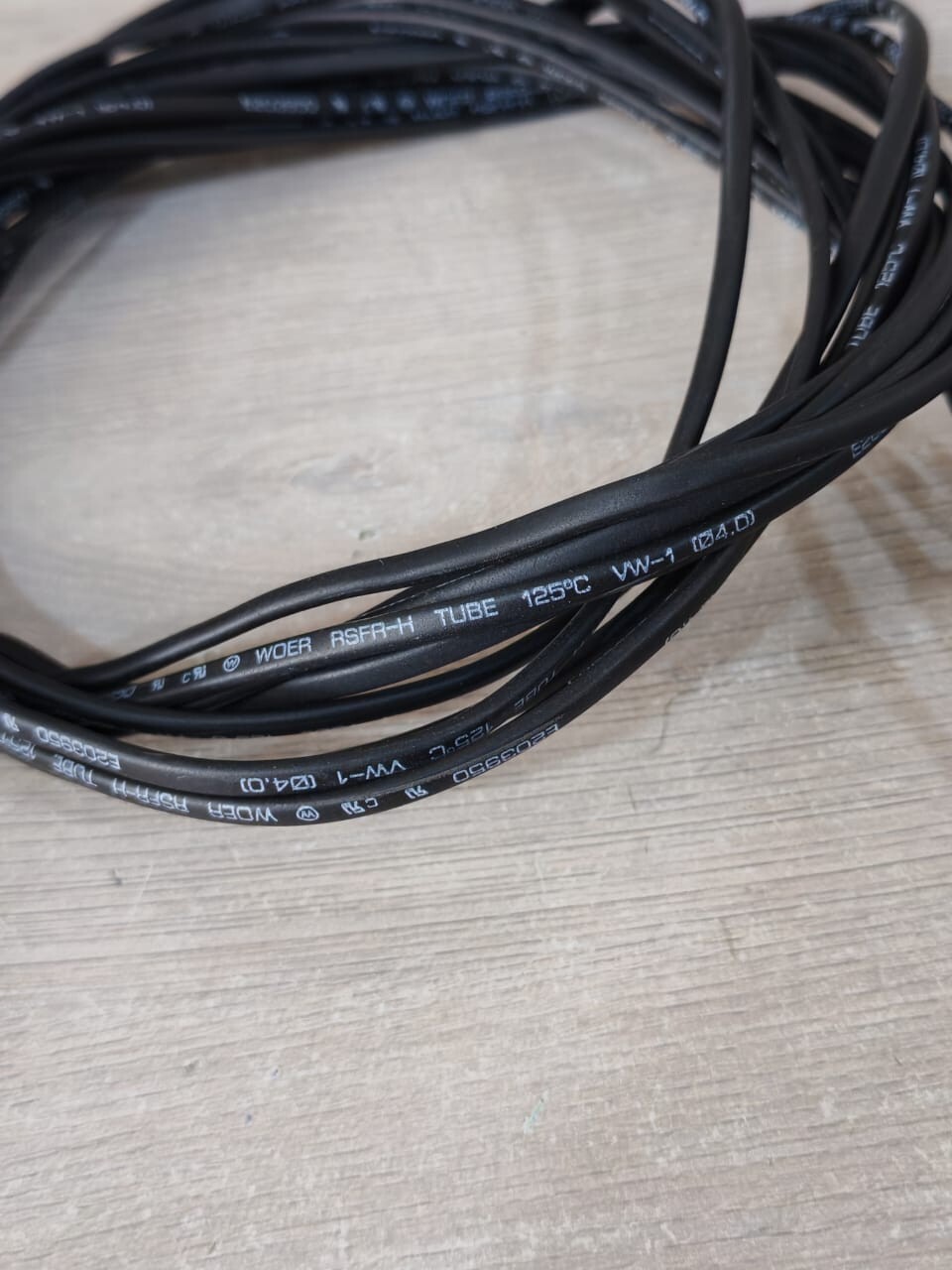 Woer E203950 E203950 Woer RSFR-H Tube 125°C VW-1 (⌀4.0) 5