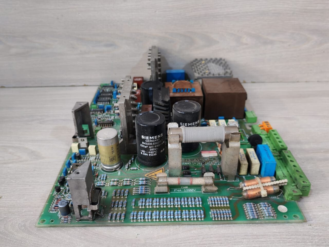 Siemens C98043-A1400-L5 SIEMENS C98043-A1400-L5 EXPANSION MODULE ERZ.STAND C 5