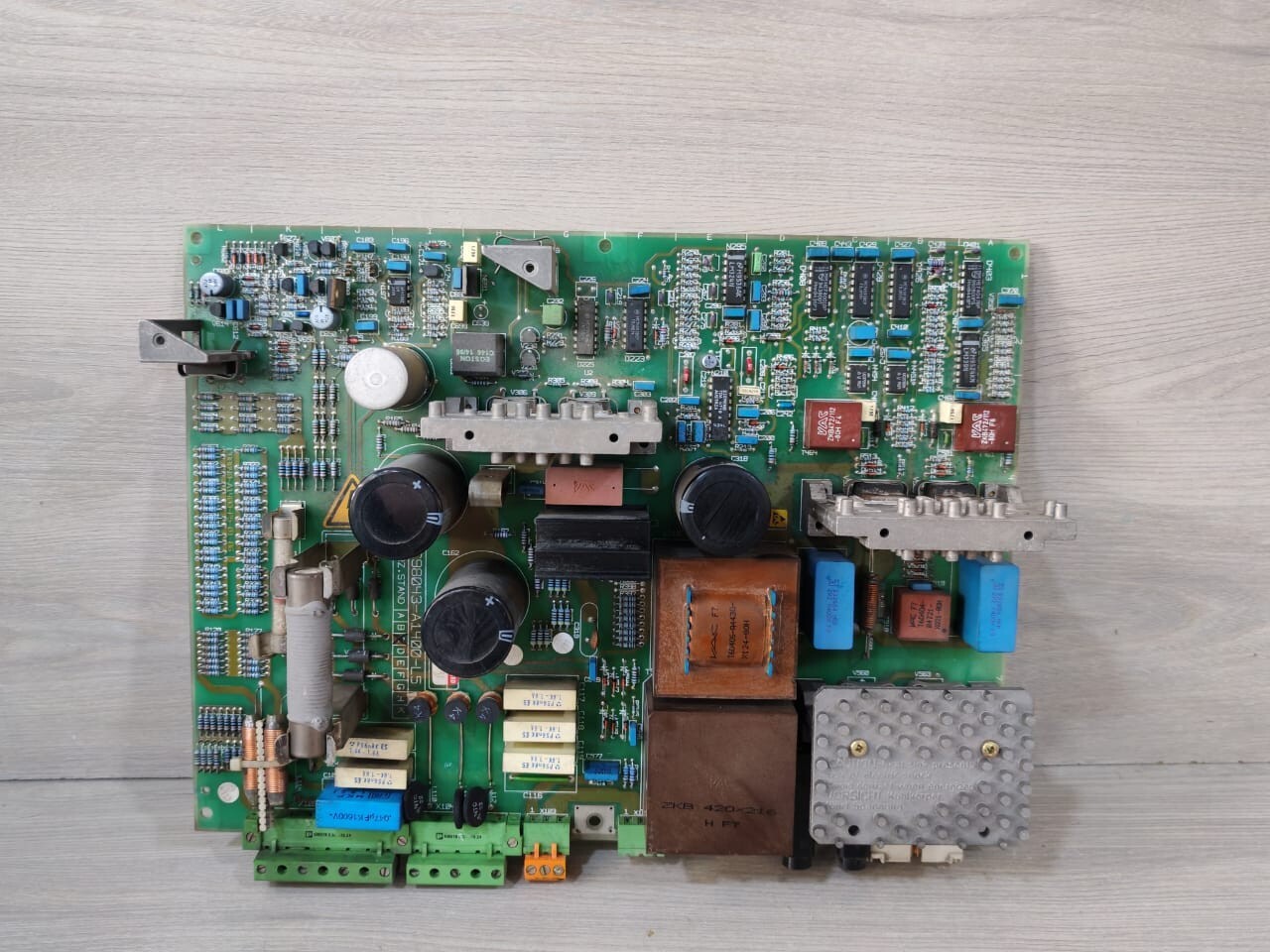 SIEMENS C98043-A1400-L5 EXPANSION MODULE ERZ.STAND C