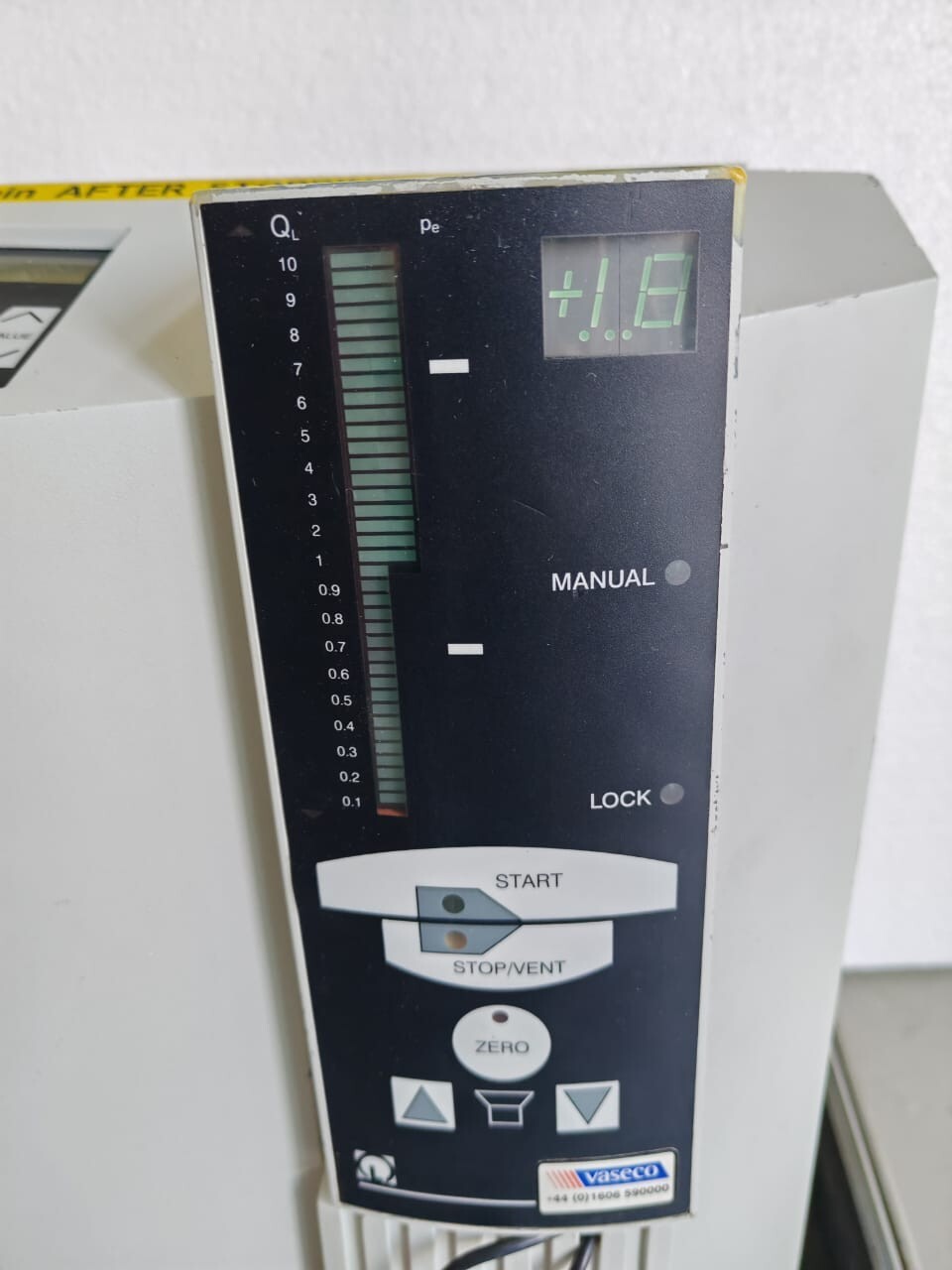 LEYBOLD L  200 LEYBOLD Vaseco L 200 HELIUM LEAK DETECTOR, UNIT; PUMP, VACUUM 7