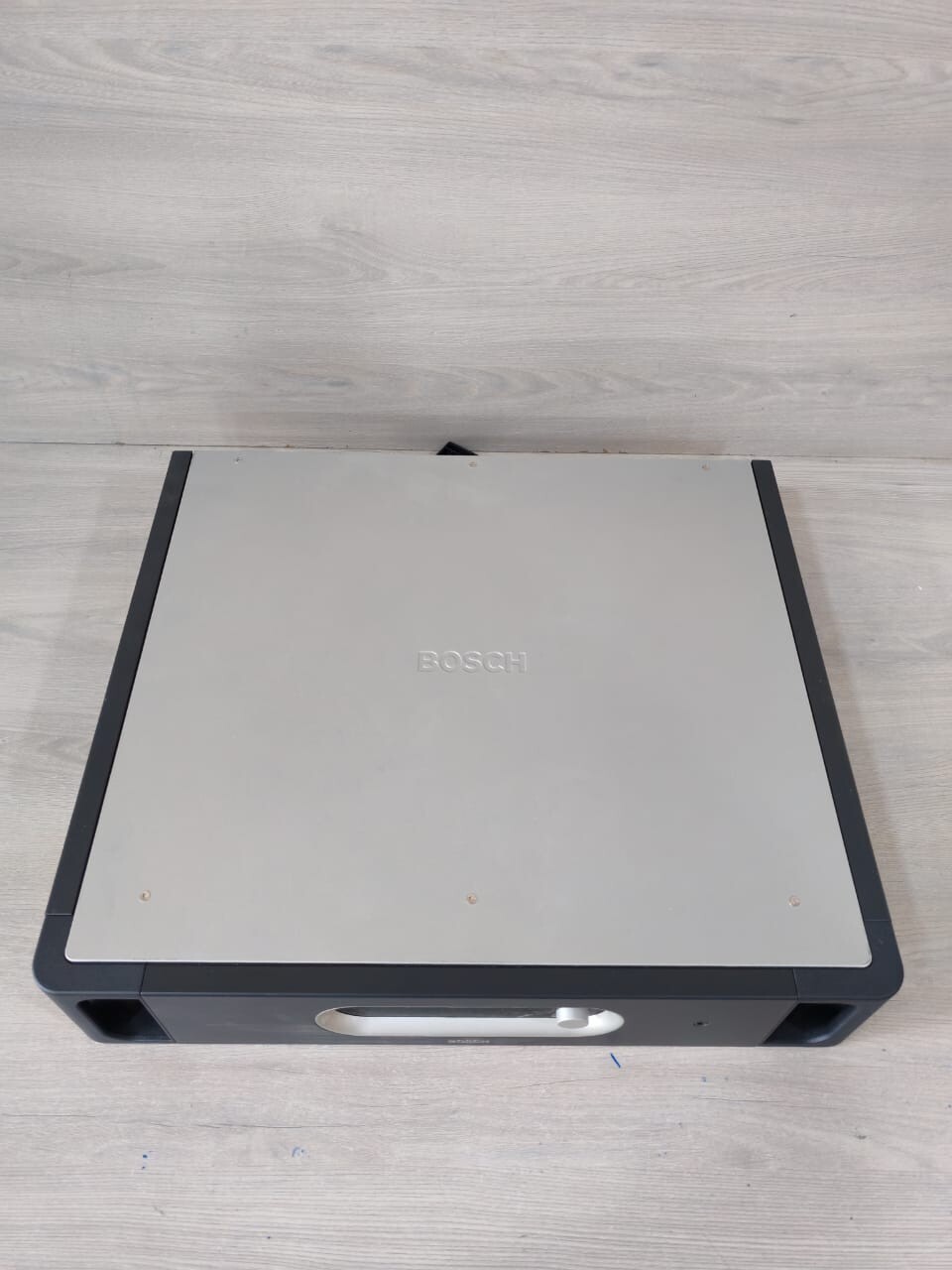 Bosch LBB-4428 BOSCH LBB 4428/00 MAT/N 890044280005 HW01/08 POWER AMPLIFIER 7