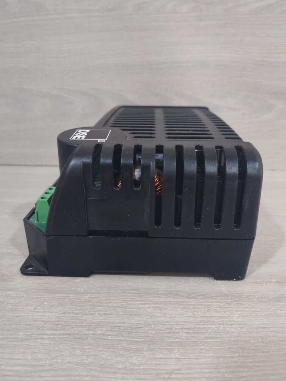 DSE DSE-9470 DSE 9470-006-01 Intelligent Battery Charger 3