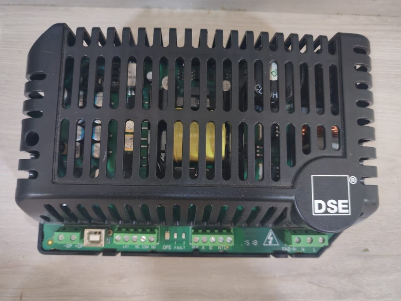 DSE 9470-006-01 Intelligent Battery Charger