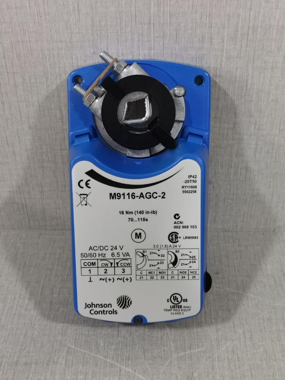 Johnson Controls M9116-AGC-2 Johnson Controls M9116-AGC-2 ELECTRIC MOTOR ACTUATOR 140 IN-LB/16NM 24VAC/VDC 4