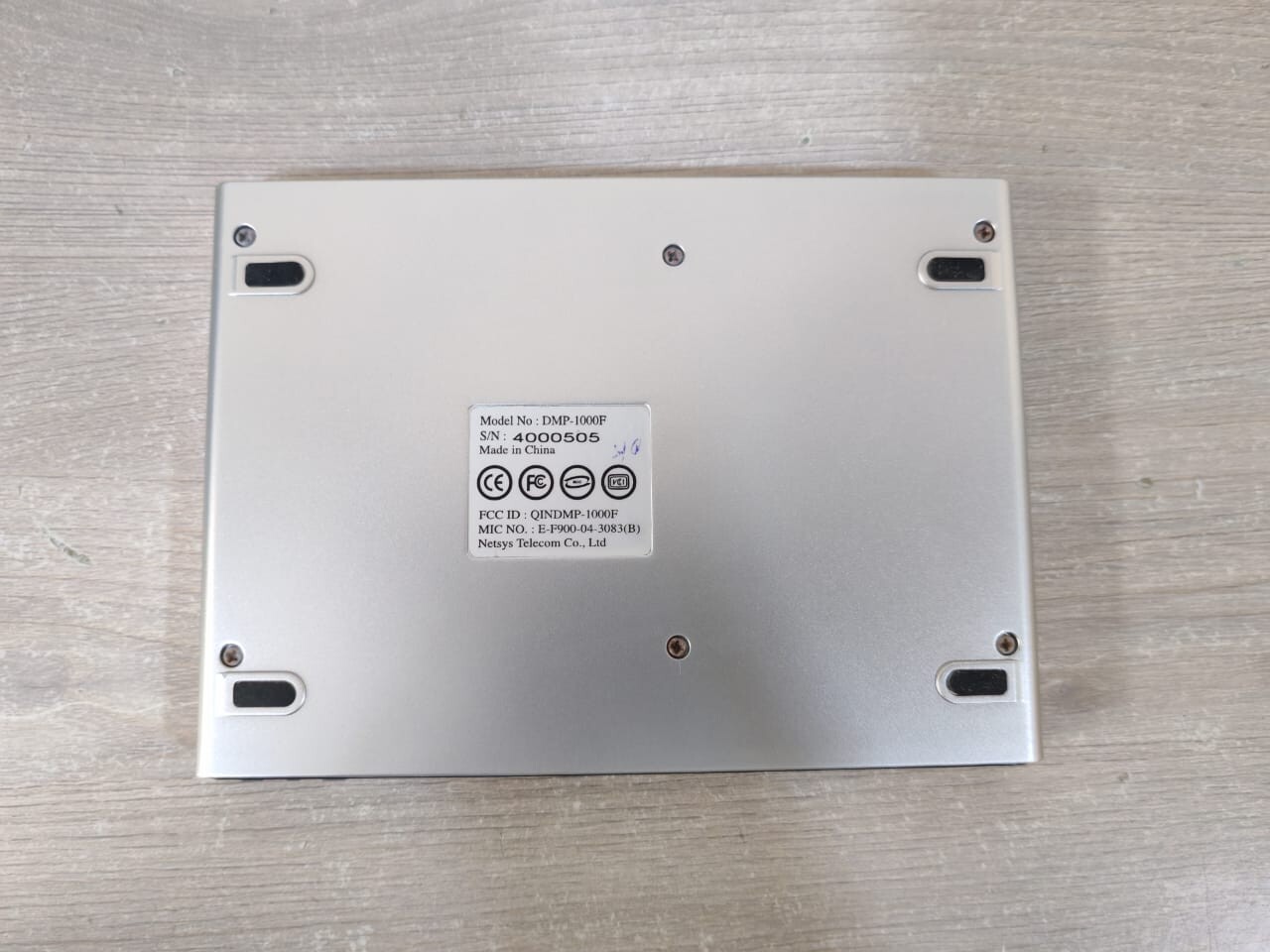Plug & View DMP-1000F Plug & View DMP-1000F Digital Multimedia Player - Incomplete Accessories 3