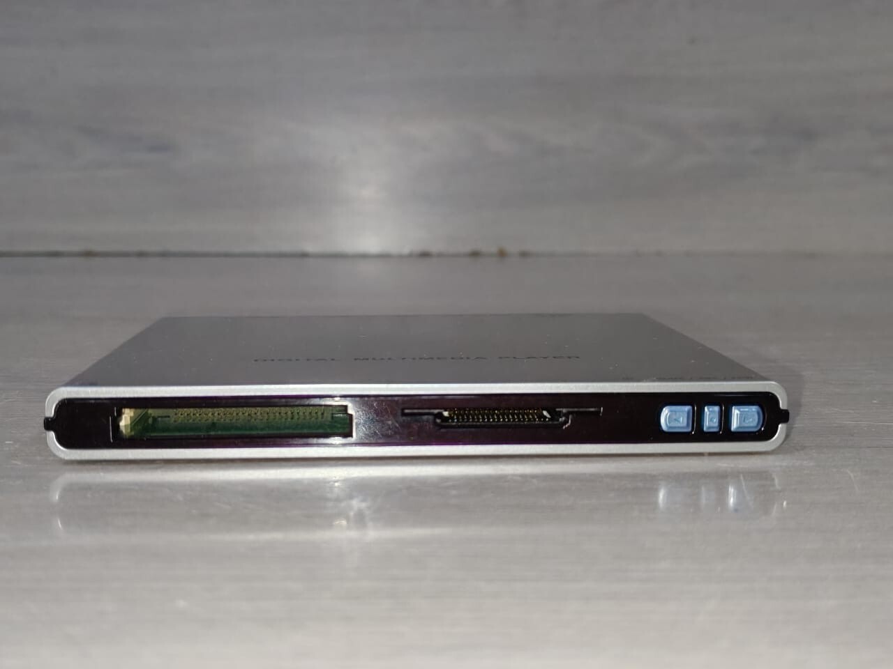 Plug & View DMP-1000F Plug & View DMP-1000F Digital Multimedia Player - Incomplete Accessories 6