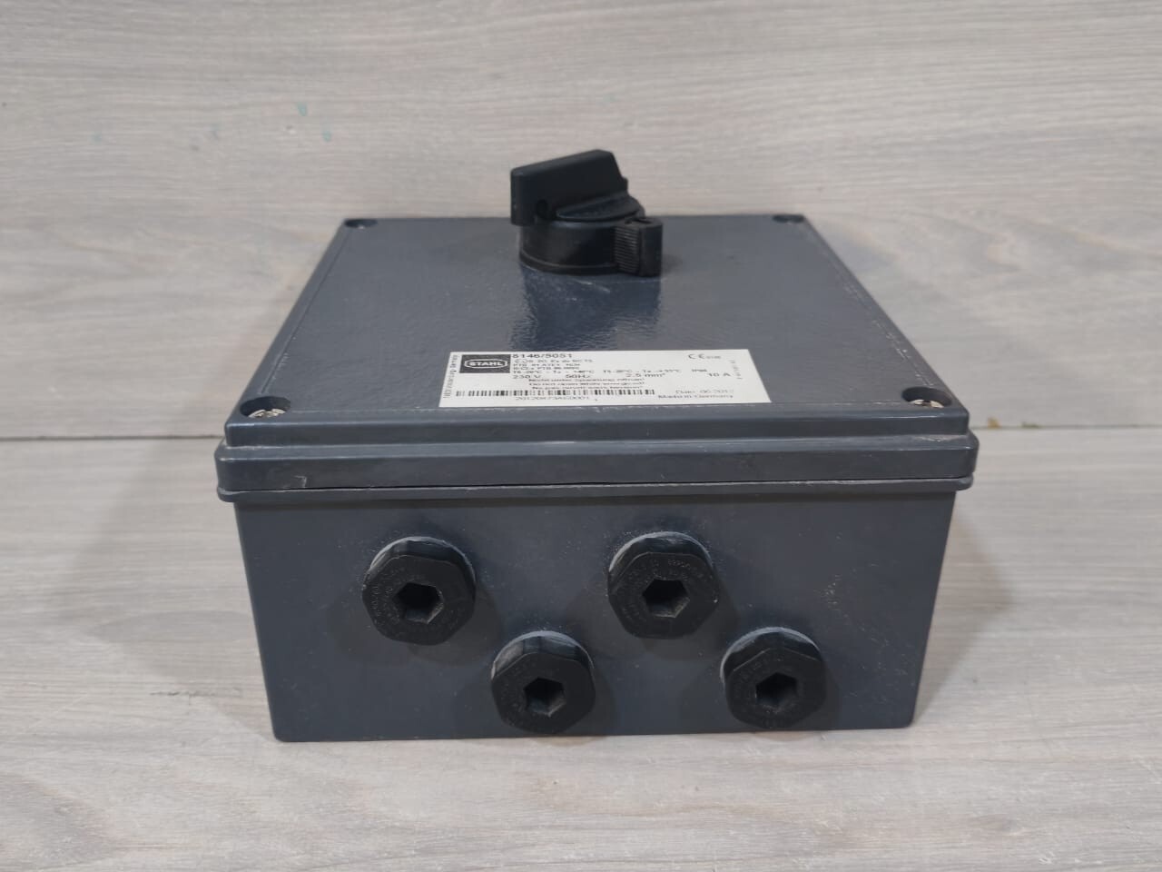 STAHL 8146/5051 STAHL 8146/5051 CONTROL BOX 3