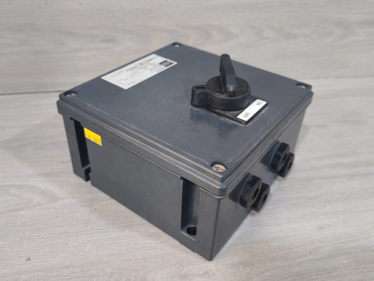 STAHL 8146/5051 STAHL 8146/5051 CONTROL BOX 7