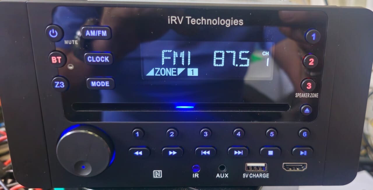 Unbranded iRV63 iRV63 Technologies AM/FM/CD/DVD/MP3/MP4 Radio Stereo 2