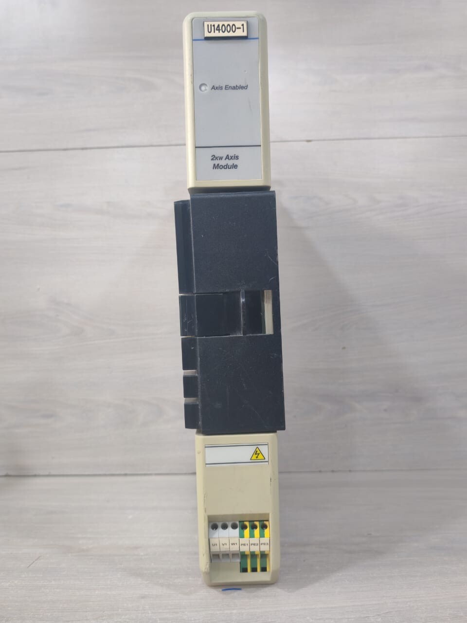 ALLEN-BRADLEY BULLETIN 1394 AC SERVO CONTROLLER AXIS MODULE 2KW 1394C-AM03