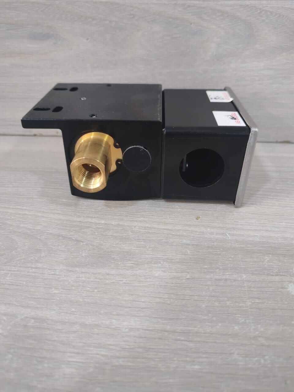 Dwyer DXW-11-153-3 DWYER INSTRUMENTS DXW-11-153-3 DIFFRENTIAL PRESSURE SWITCH 25-50 PSI 8