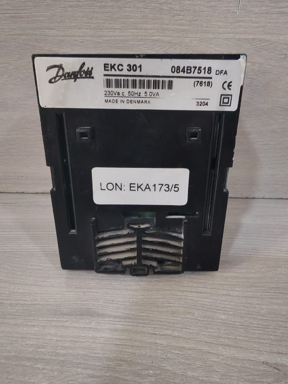 Danfoss EKC-301 DANFOSS EKC 301 - 084B7518 LON: EKA173/5 2
