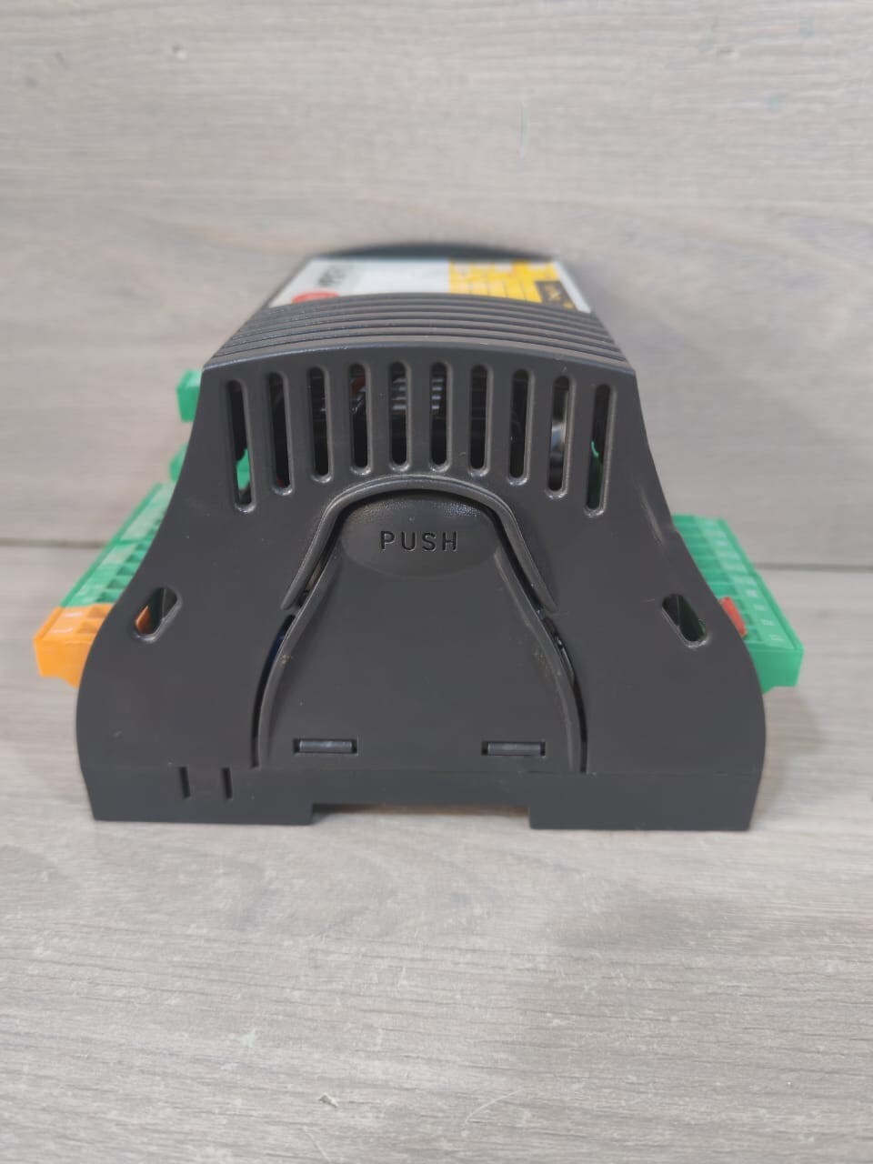 Carel MX30M25H00 CAREL MPXPRO MX30M25H00 REV. 2.642 PROGRAMMED CONTROLLER 115-230VAC 10