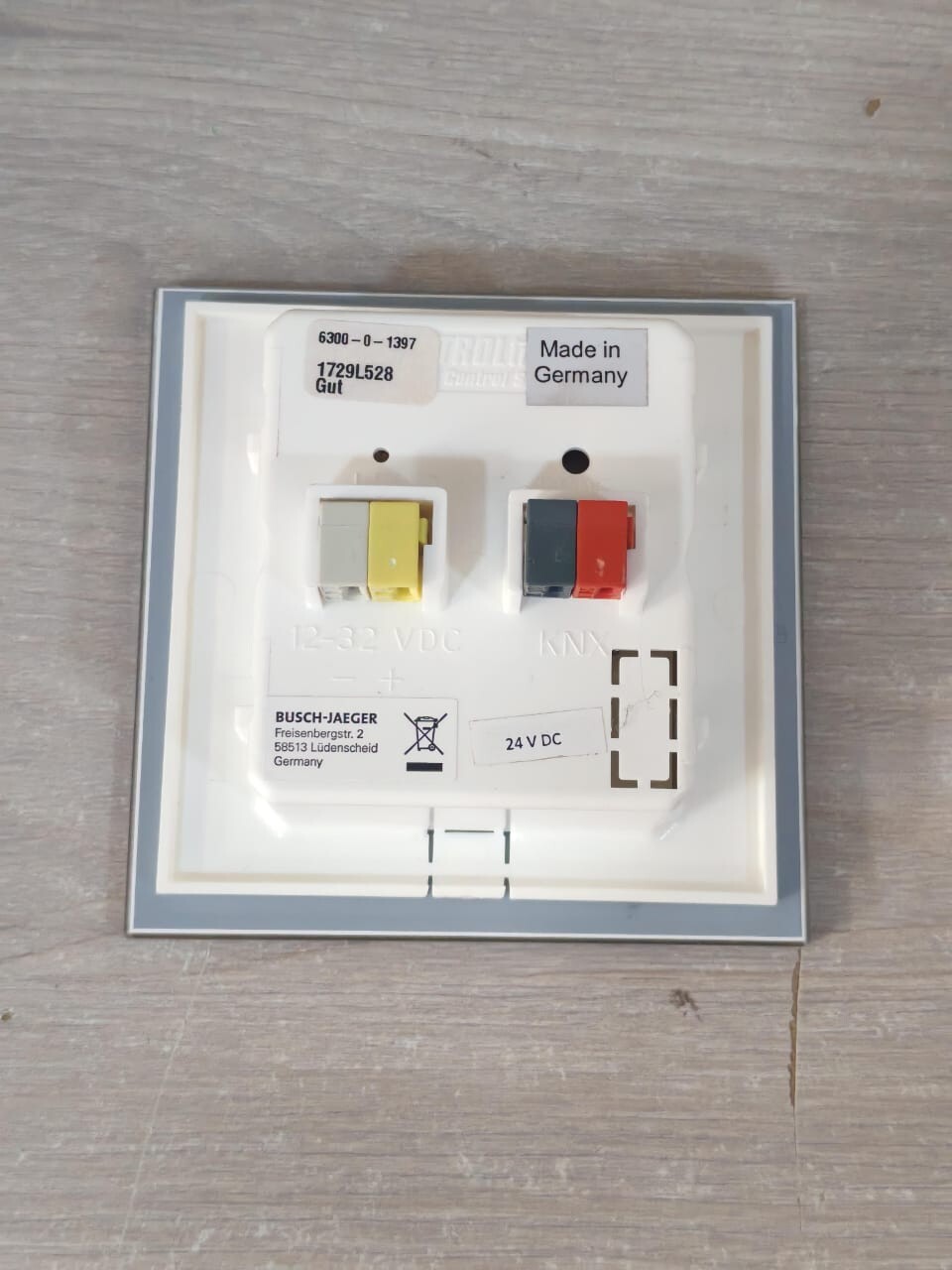 BUSCH-JAEGER BY ABB 1729L528 BUSCH-JAEGER BY ABB 6300-0-1397 MODULE 1729L528 GLASS SENSOR 9