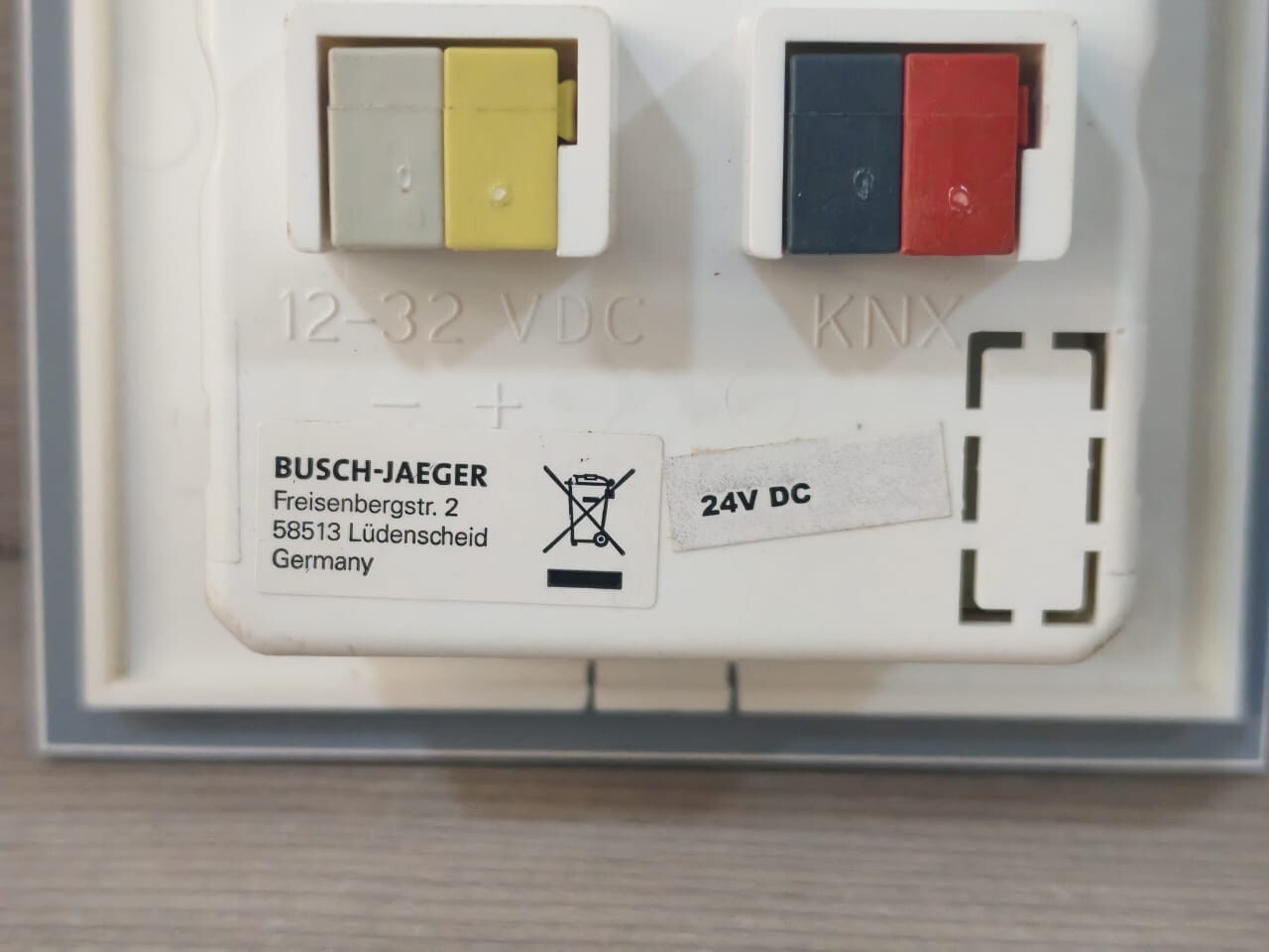 BUSCH-JAEGER BY ABB 1722L802 BUSCH-JAEGER BY ABB 6300-0-1397 MODULE 1722L802 GLASS SENSOR 5
