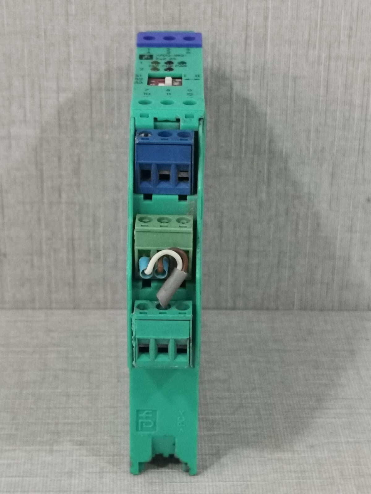 PEPPERL+ FUCHS 103376S PEPPERL+ FUCHS KFD2-SR2-EX2.2S K-SYSTEM SWITCH AMPLIFIER P/N.103376S 5