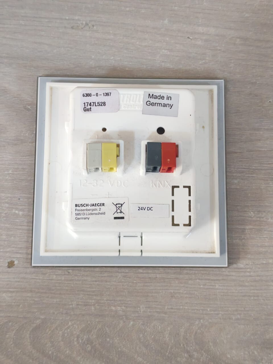 ABB 1747L528 BUSCH-JAEGER BY ABB 6300-0-1397 MODULE 1747L528 GLASS SENSOR 6