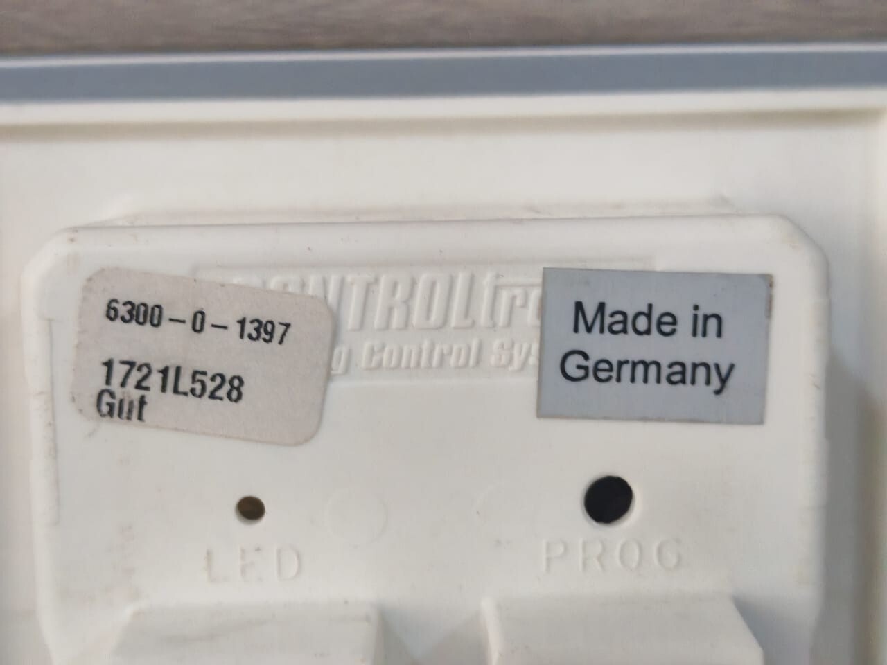 ABB 1721L528 BUSCH-JAEGER BY ABB 6300-0-1397 MODULE 1721L528 GLASS SENSOR 5