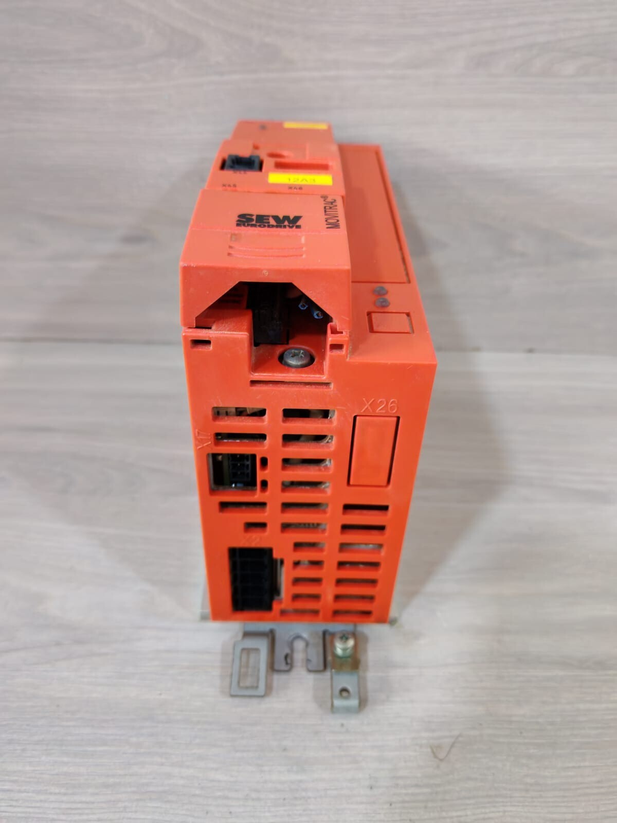SEW Eurodrive MC07B0015-5A3-4-S0 SEW EURODRIVE MC07B0015-5A3-4-S0/ FSC11B MOVITRAC B 500V 50/60Hz 4