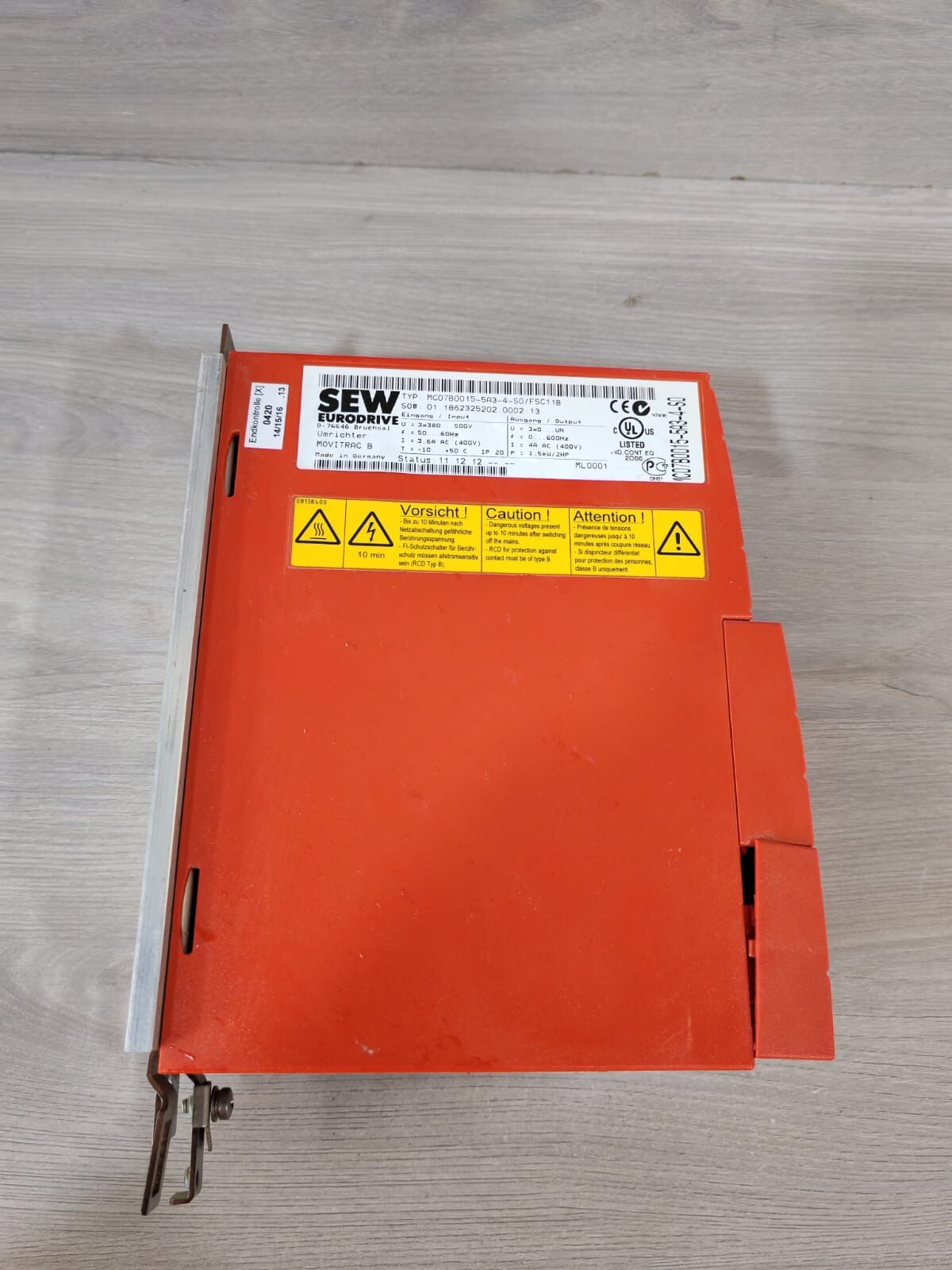 SEW Eurodrive MC07B0015-5A3-4-S0 SEW EURODRIVE MC07B0015-5A3-4-S0/ FSC11B MOVITRAC B 500V 50/60Hz 10