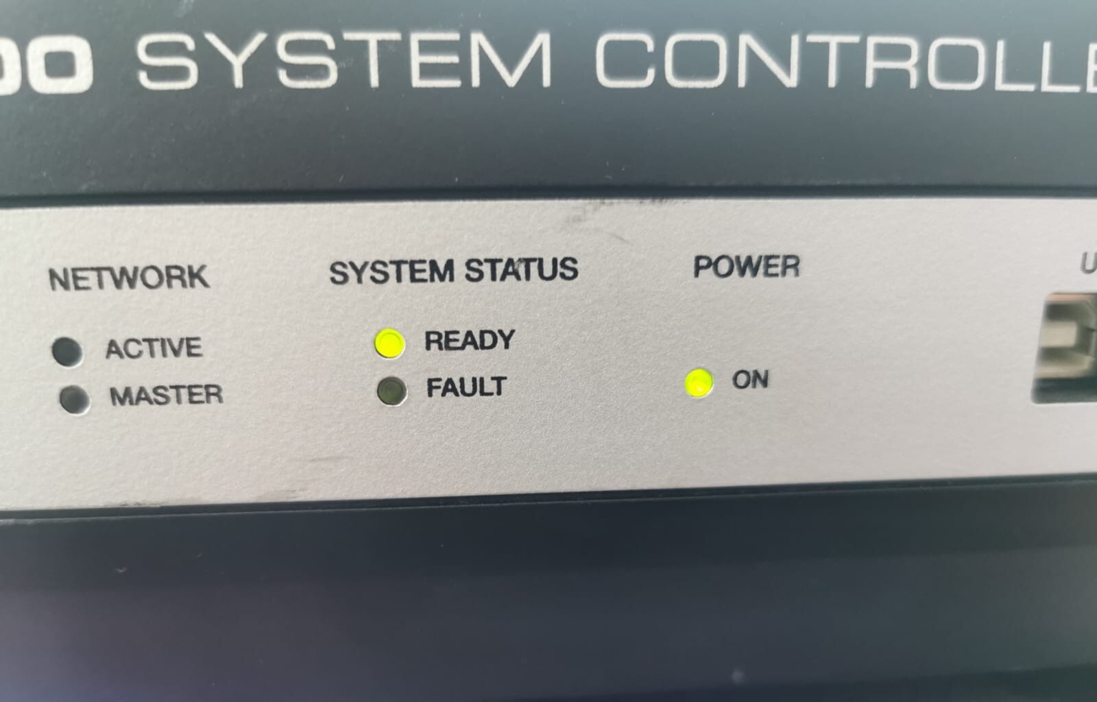 NETMAX N8000 NETMAX N8000 SYSTEM CONTROLLER 100-240V 50-60Hz/90W 4