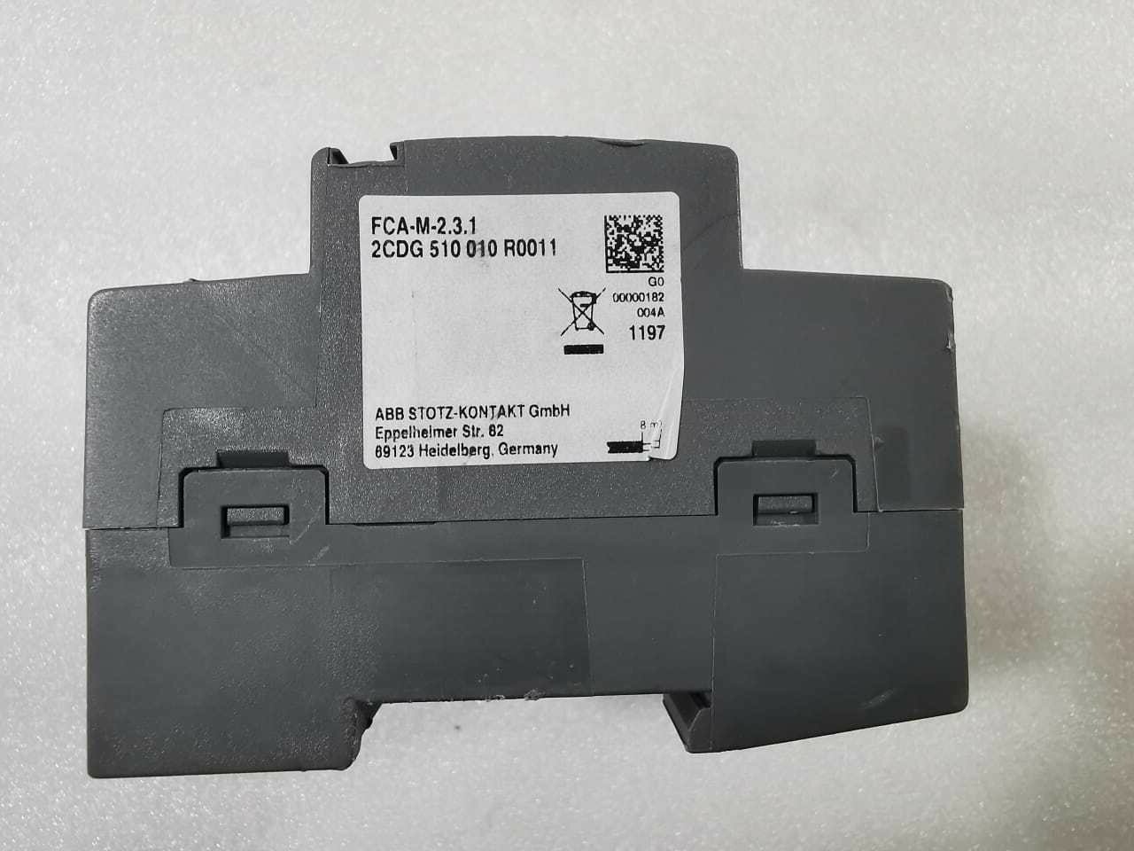 ABB FCA-M-2.3.1 ABB FCA-M-2.3.1 Fan Coil Actuator 2CDG510010R0011 3