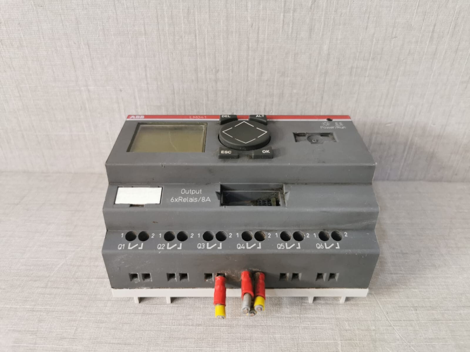 ABB LM041-CE18RDC ABB LM041 Logic Module 1SVR440620R5300 / LM041-CE18RDC 6