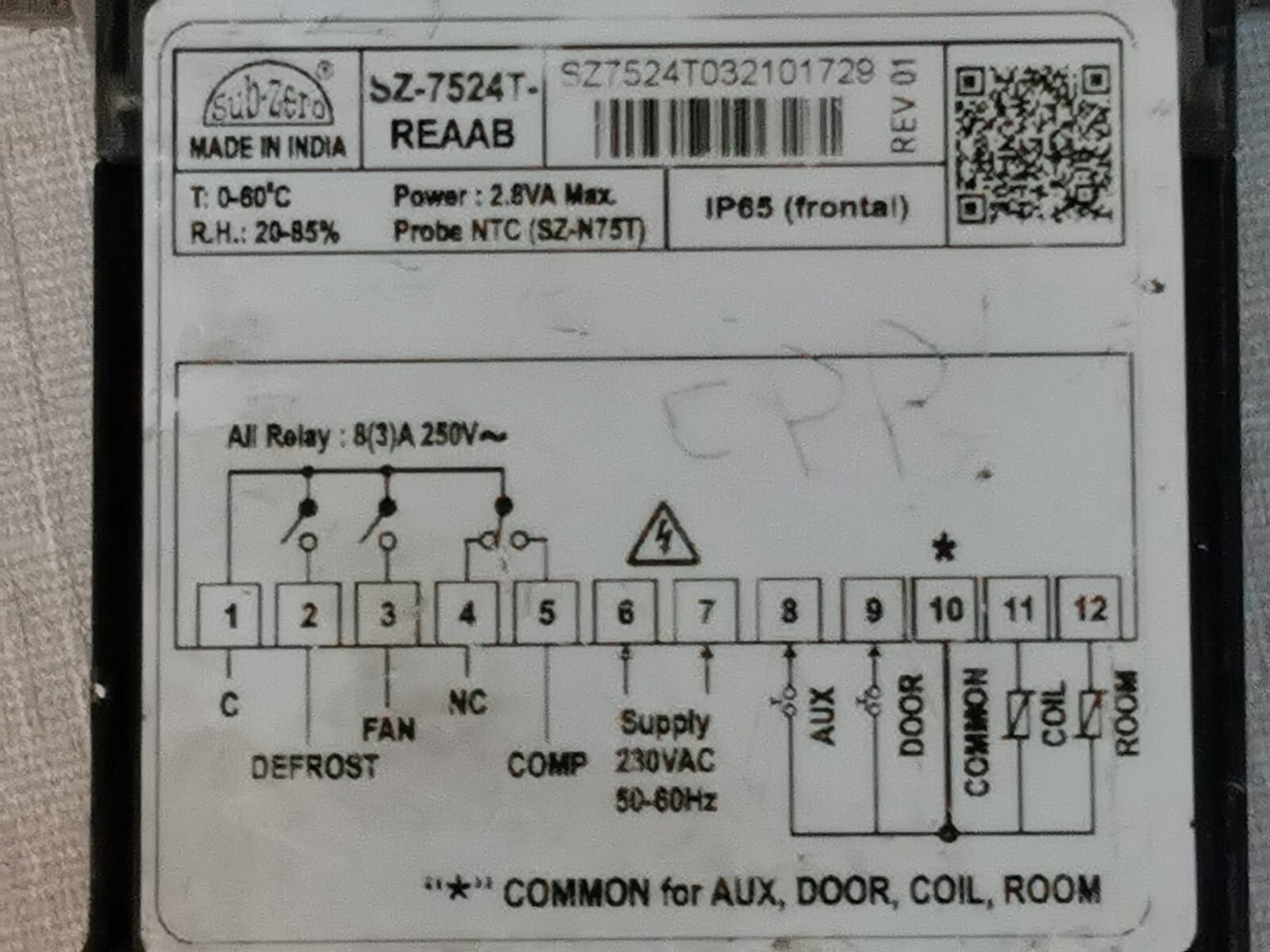 Digital SZ-7524T-REAAB SZ-7524T-REAAB DIGITAL CONTROLLER 250V 6