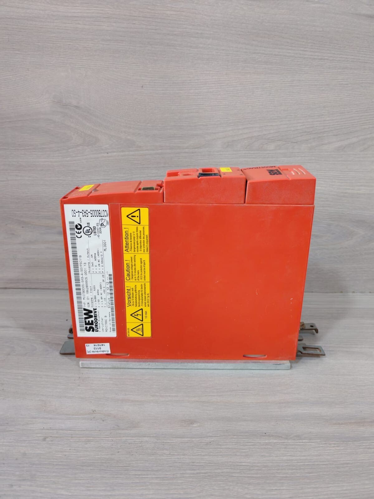 Sew Eurodrive MC07B0005-5A3-4-S0/FSC11B SEW EURODRIVE MC07B0005-5A3-4-S0/FSC11B UMRICHTER MOVITRAC B 9