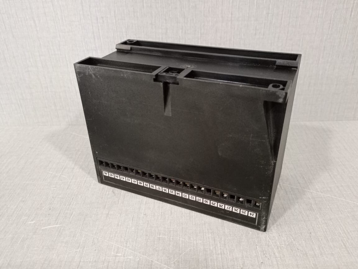 DEIF UNIT-700172 DEIF LSU-113DG LOAD SHARING UNIT 700172.40 400VAC 5A 3
