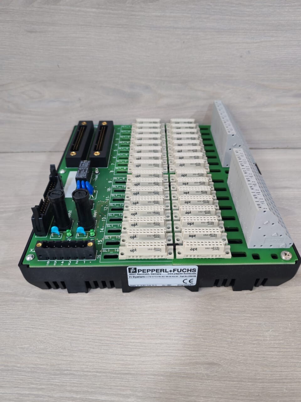 Pepperl+Fuchs BOARD-254038 Pepperl+Fuchs H-System HICTB16-YC3-RN-AIC16S-KS-NXCSP Termination Board 254038 3