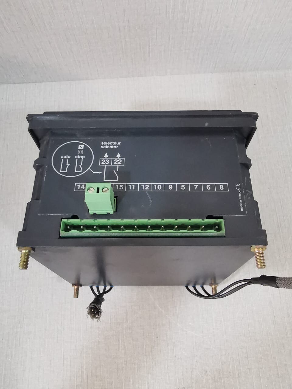 Schneider Electric 220/240V MERLIN GERIN Compact / Masterpact BA Automatism 220/240V 50/60 Hz 4